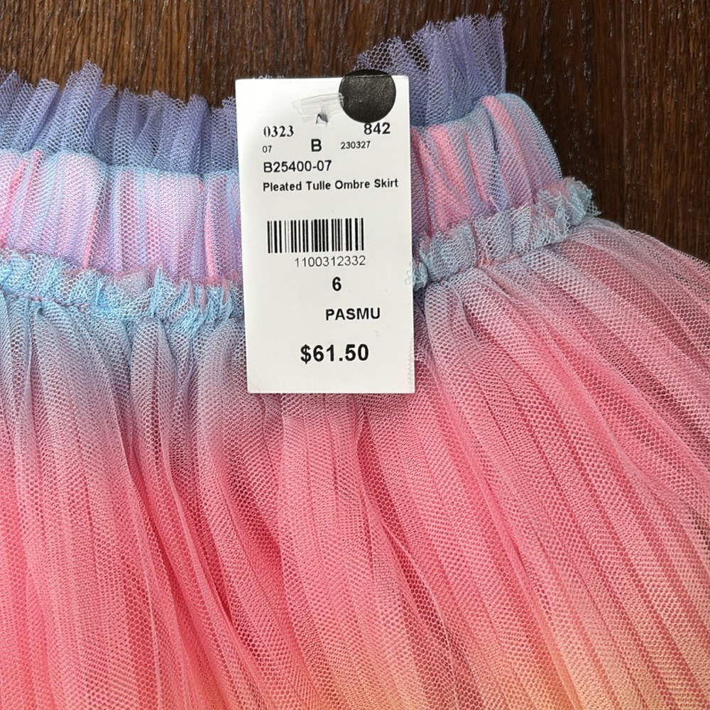 Girls Rainbow Tulle Skirt size 6 New - Picture 2 of 3